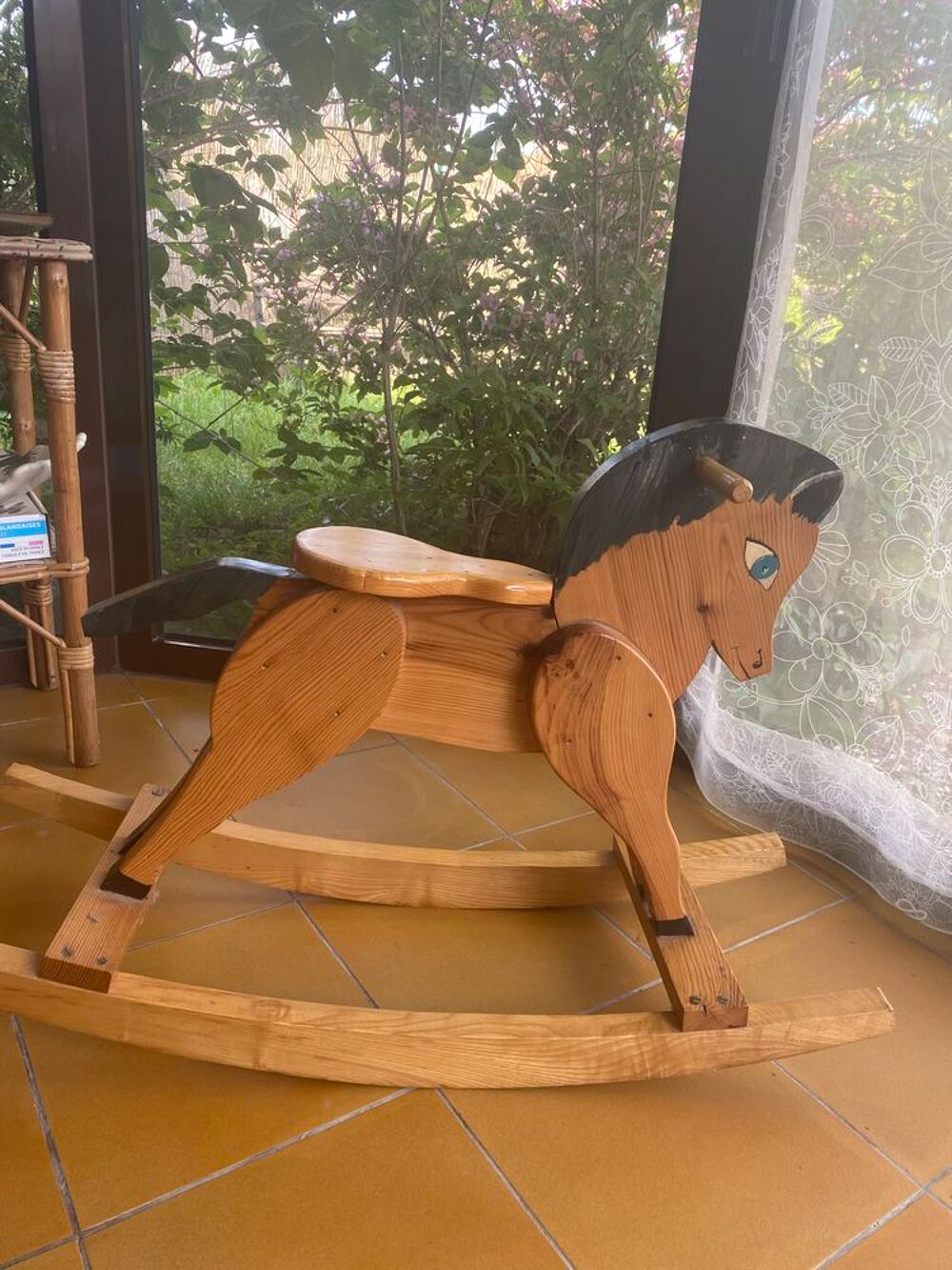 Cheval &agrave; bascule en bois Jeux / jouets