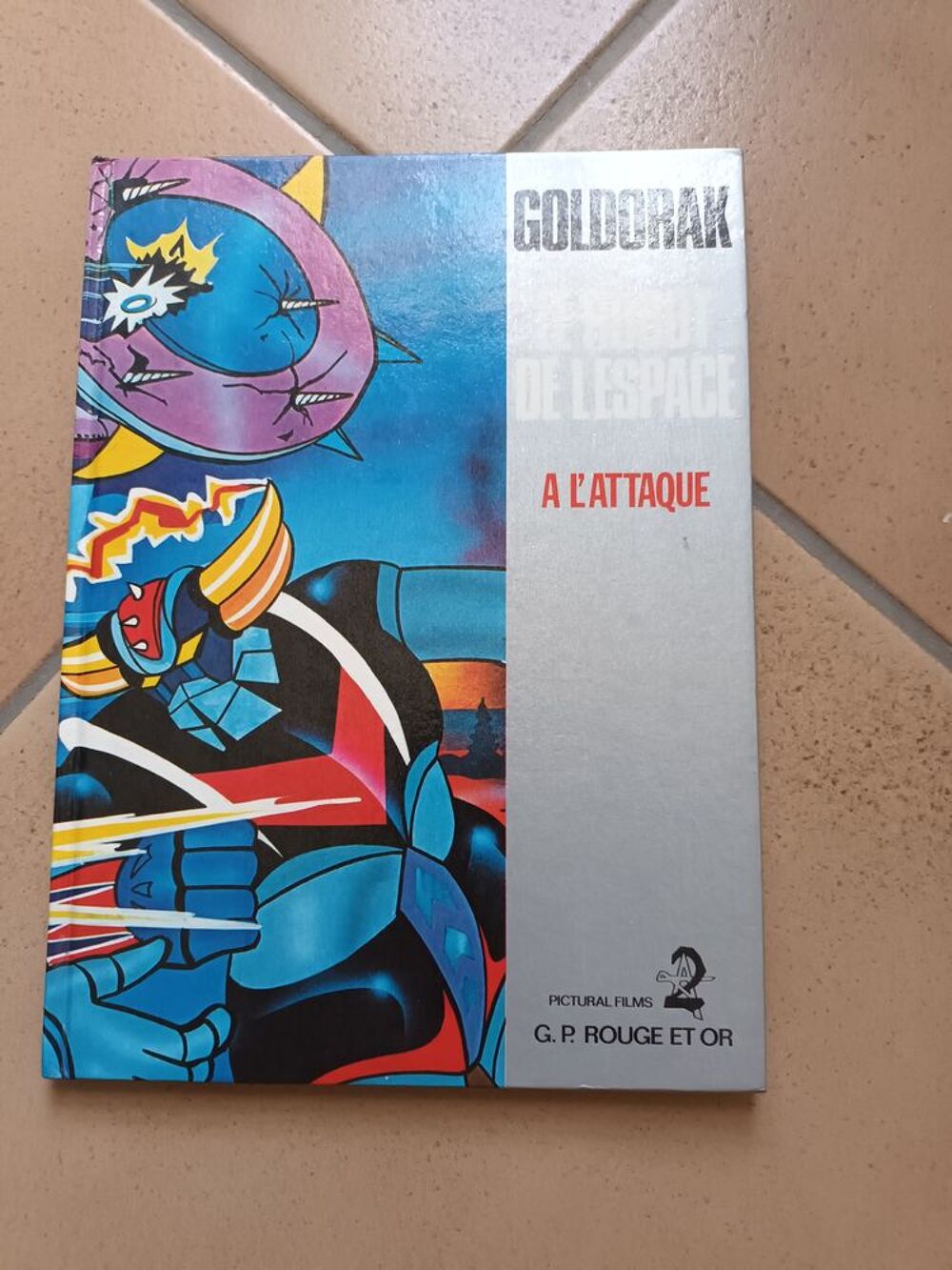 Lot de 4 bd Goldorak n&deg; 1 - 2 - 4 - 5 &eacute;tat neuf Livres et BD