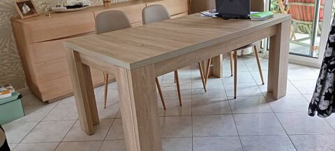 Table bois  80 La Roche-sur-Yon (85)