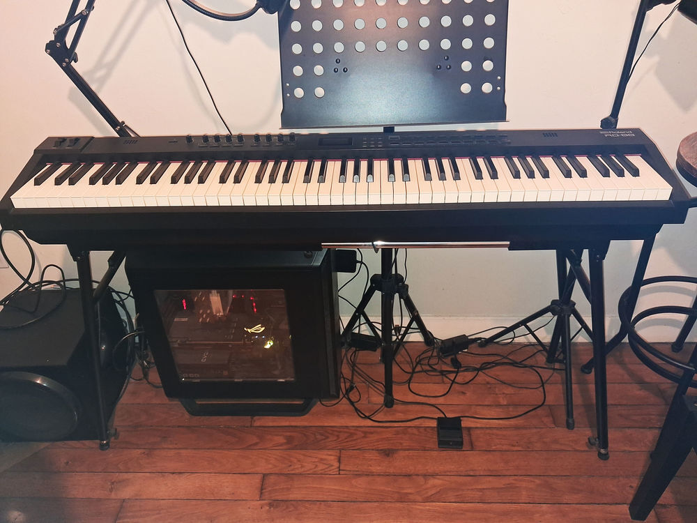 Clavier Roland RD88 avec stand pliable, pied de sc&egrave;ne, banc Instruments de musique