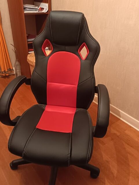 FAUTEUIL GAMER NOIR/ ROUGE 60 Lissac-et-Mouret (46)
