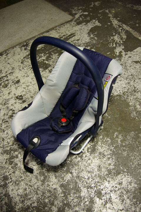 Sige auto Bb Confort 40 Nmes (30)