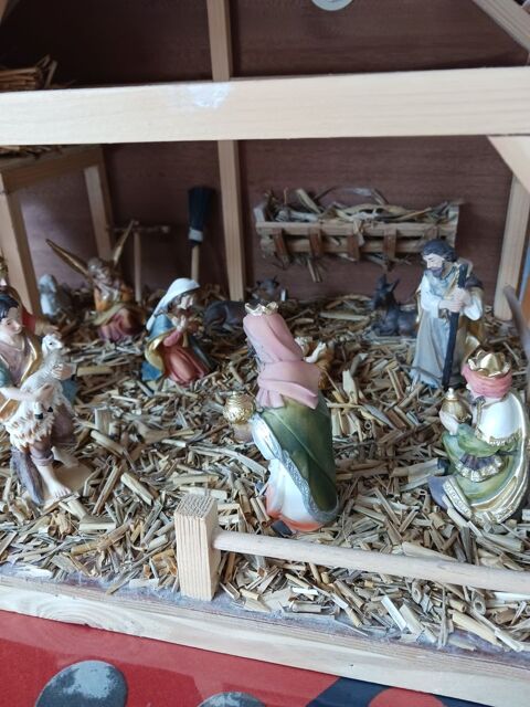 Grande crche en bois 40 Renaz (53)