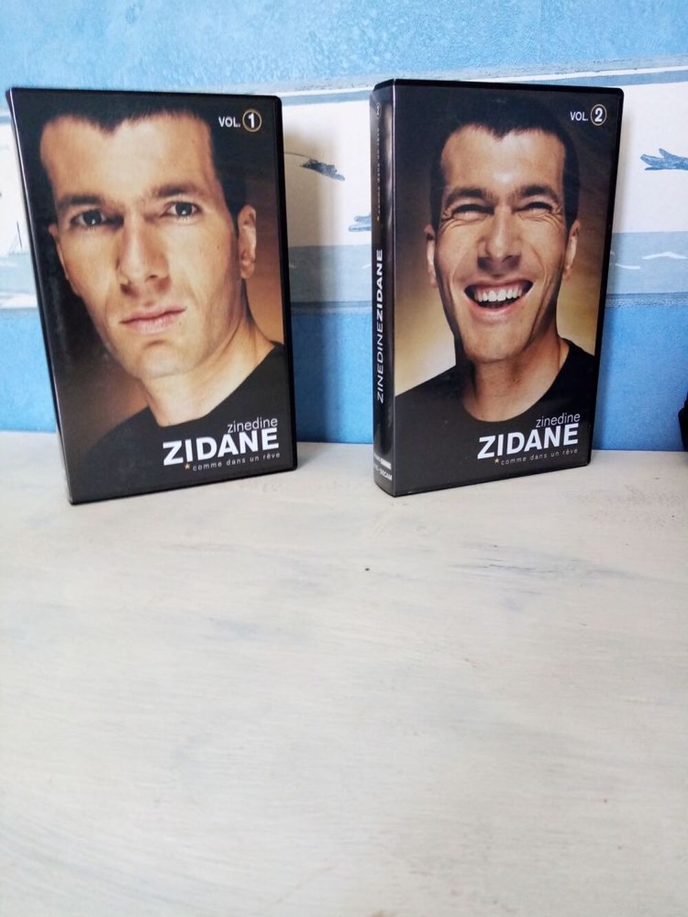 cassettes 2 vid&eacute;o sur ZIZOU VHS Photos/Video/TV