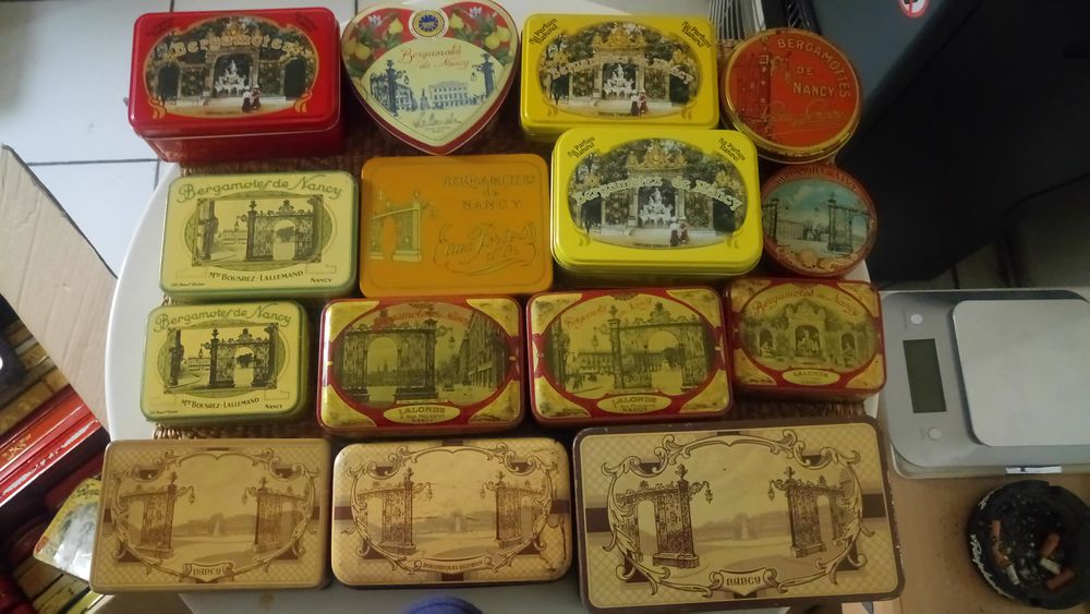 LOT DE BOITES DE BERGAMOTES POUR COLLECTIONNEUR 