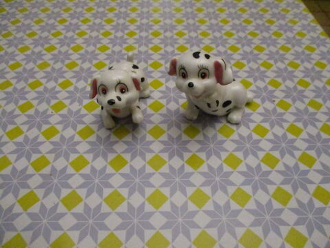 Lot de 2 petits chiens en c�ramique ou fa�ence pas un �clat 0 M�rignies (59)