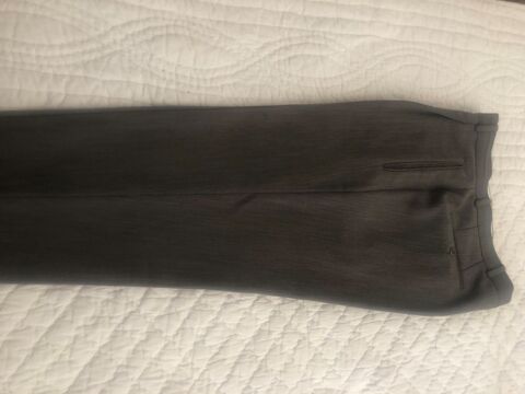 Costume homme gris 0 Prades-le-Lez (34)