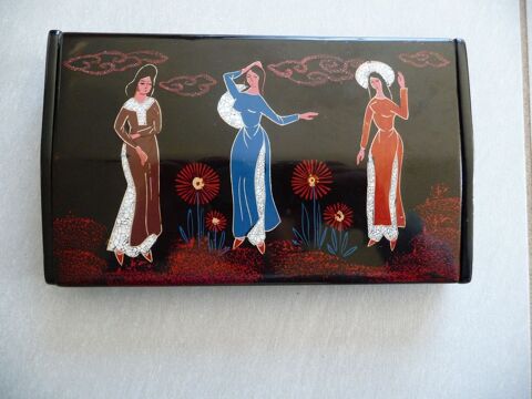 Boite � bijoux motifs femmes vietnamiennes 60 Celles-sur-Belle (79)