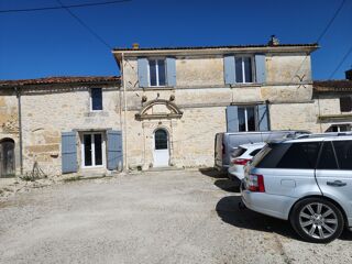 Vente Maison Belle Charentaise de caractère Varzay