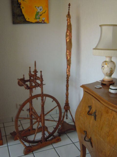 Rouet ancien en noyer 70 Belfort (90)