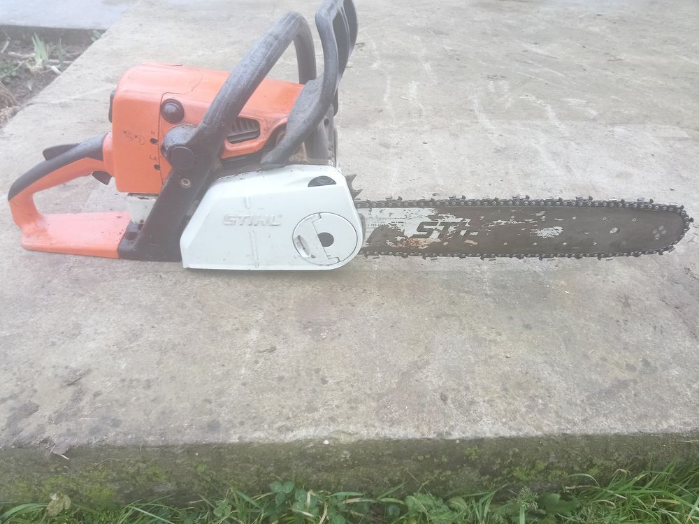 Tron&ccedil;onneuse Stihl ms 230 Bricolage