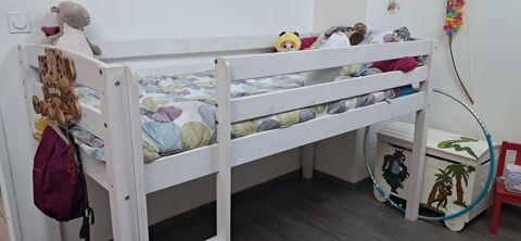 Lit enfant surélevé, matelas, linge de lit 120 Saint-Fons (69)