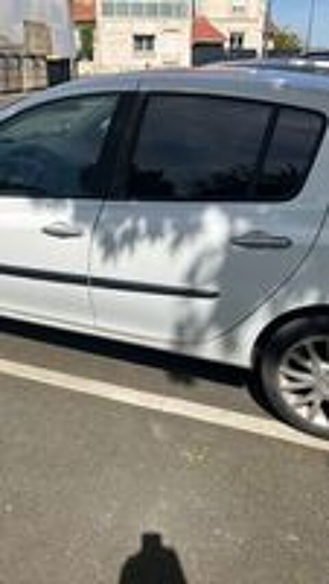 Clio III dCi 75 eco2 20th Euro 5 2010 occasion 94200 Ivry-sur-Seine