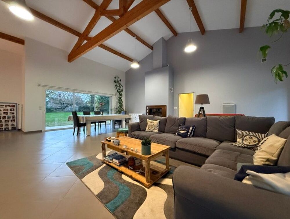 Vente Maison BAISSE DE PRIX Maison d'architecte 2012, 210m² 4ch 4000m Cours-de-pile