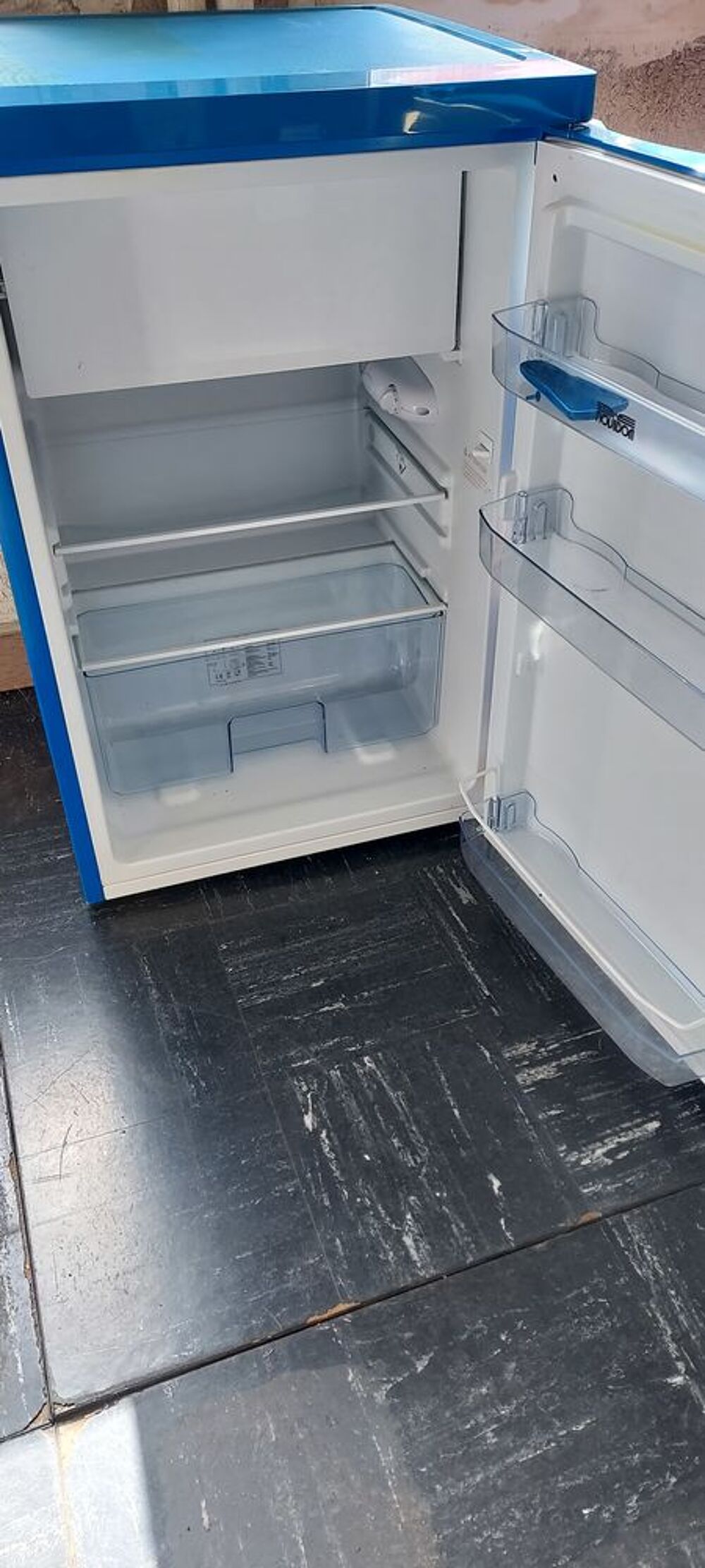 frigo avec drapeau UK sur la porte Electroménager