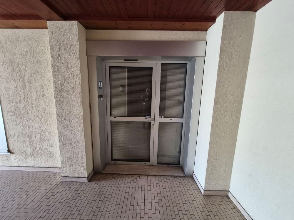 Location Autre Local de 28 m² Résidence du Centre à Saint Jorioz Saint-jorioz