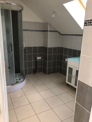  Appartement à louer 2 pièces 31 m²