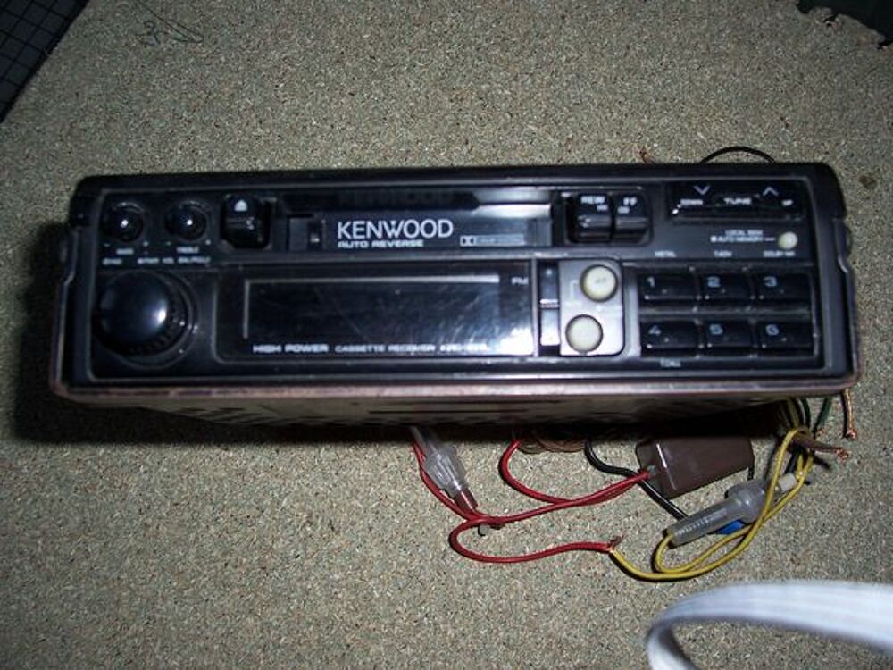 3 AUTORADIO 1 KENWOOD/1 PIONNER/1 SONY Audio et hifi