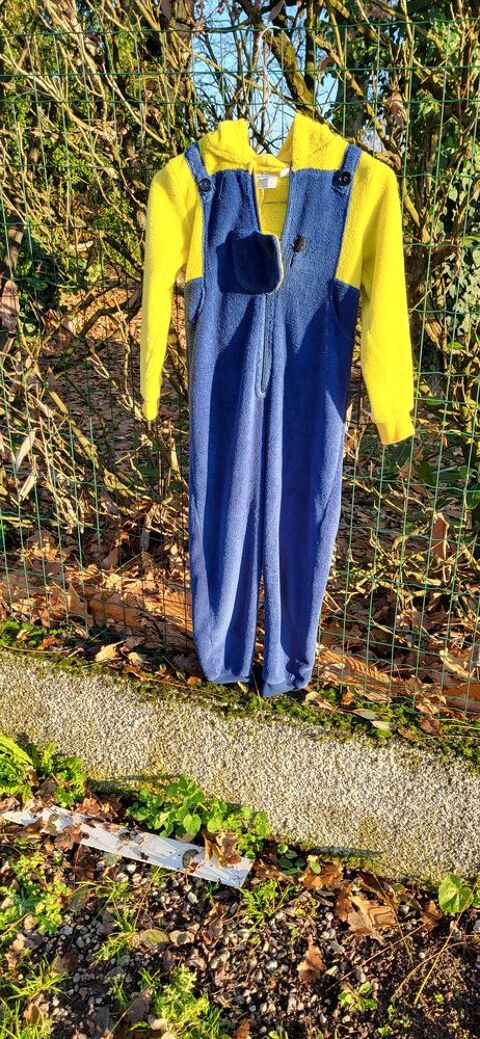 SUR_ PYJAMA
2 Libourne (33)