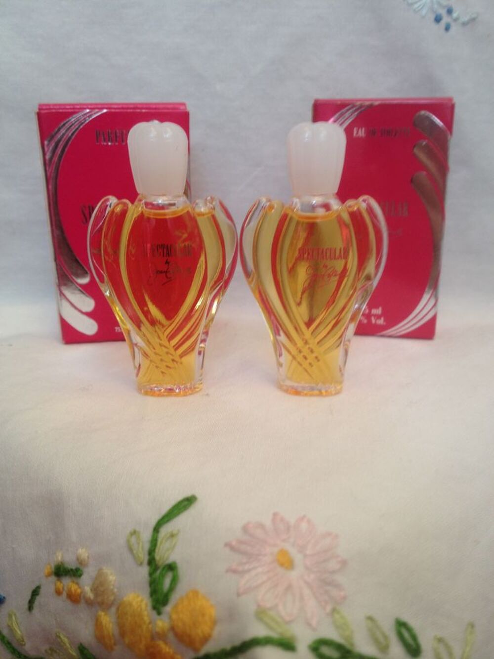 Miniatures de parfum Joan C. 