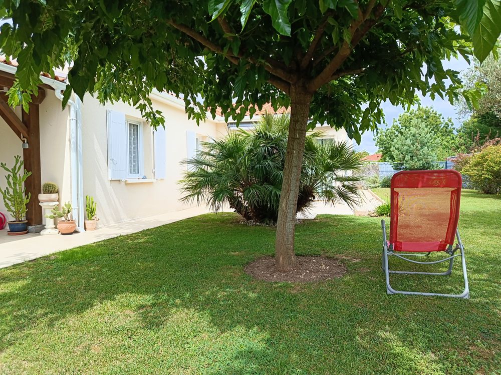Vente Maison Maison   108 m2  4 pièces. Saint-sulpice-de-royan