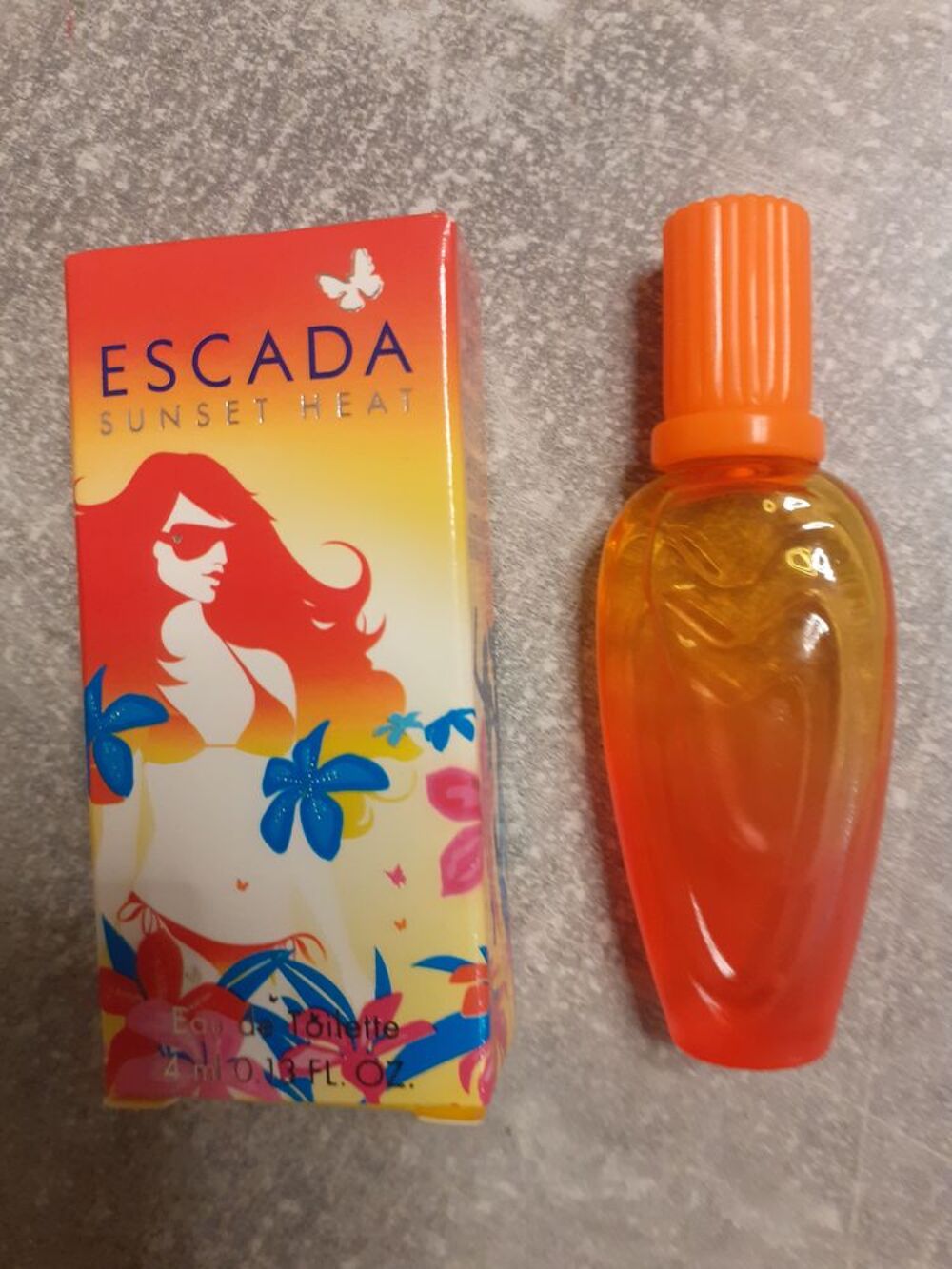 Miniature Collection SUNSET HEAT d'ESCADA 