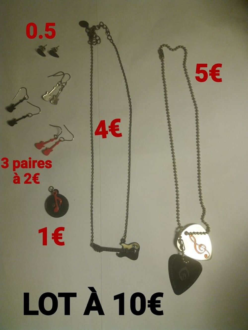 Bijoux th&egrave;me musique et guitare Instruments de musique