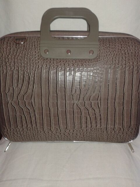 malette ordinateur �tat neuve BOMBATTA 25 Dijon (21)