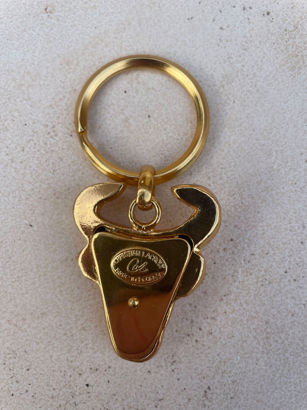 Porte-Cl&eacute;s dor&eacute; taureau Christian LACROIX Bijoux et montres
