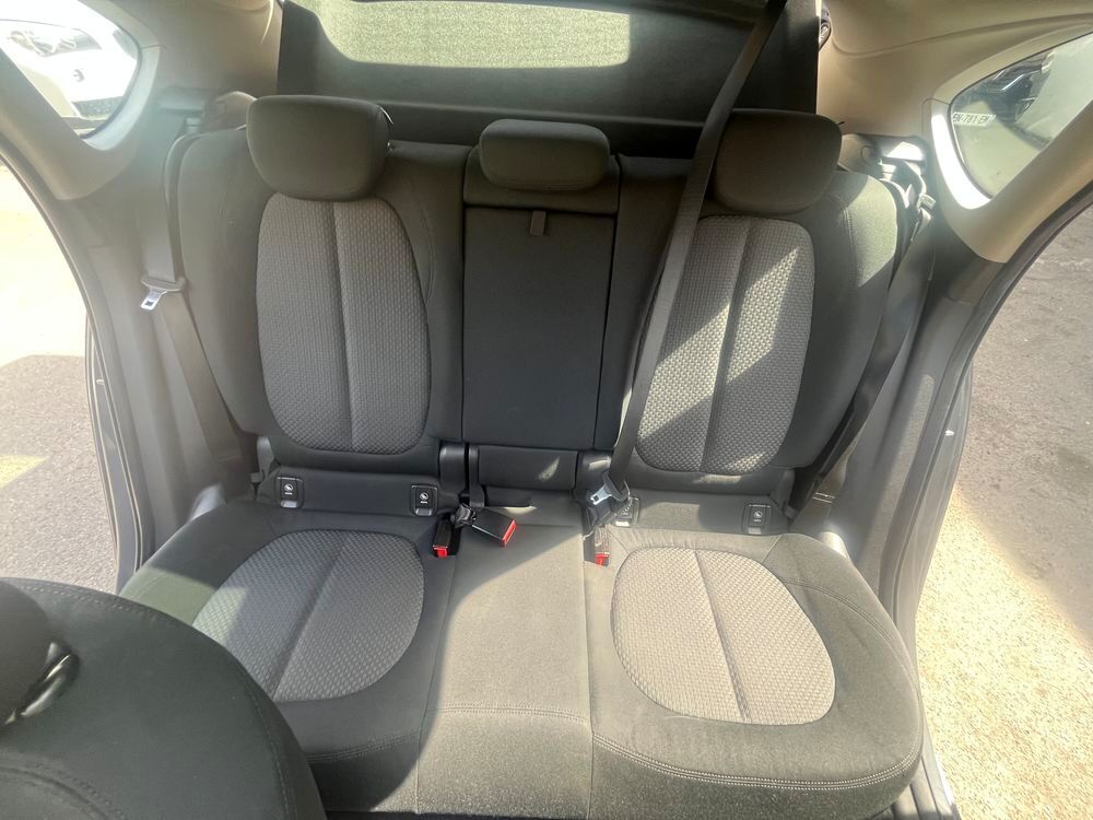 Serie 2 Active Tourer 225xe iPerformance 224 ch BVA6 Lounge 2018 occasion 77170 Brie-Comte-Robert