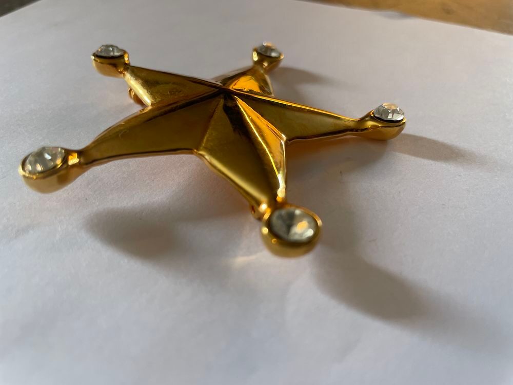 Broche dor&eacute; &eacute;toile strass Ines De La Fressange Bijoux et montres