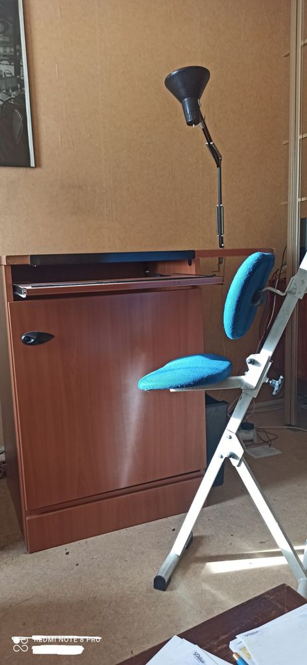 un Meuble informatique pro + chaise r&eacute;glable Matériel informatique