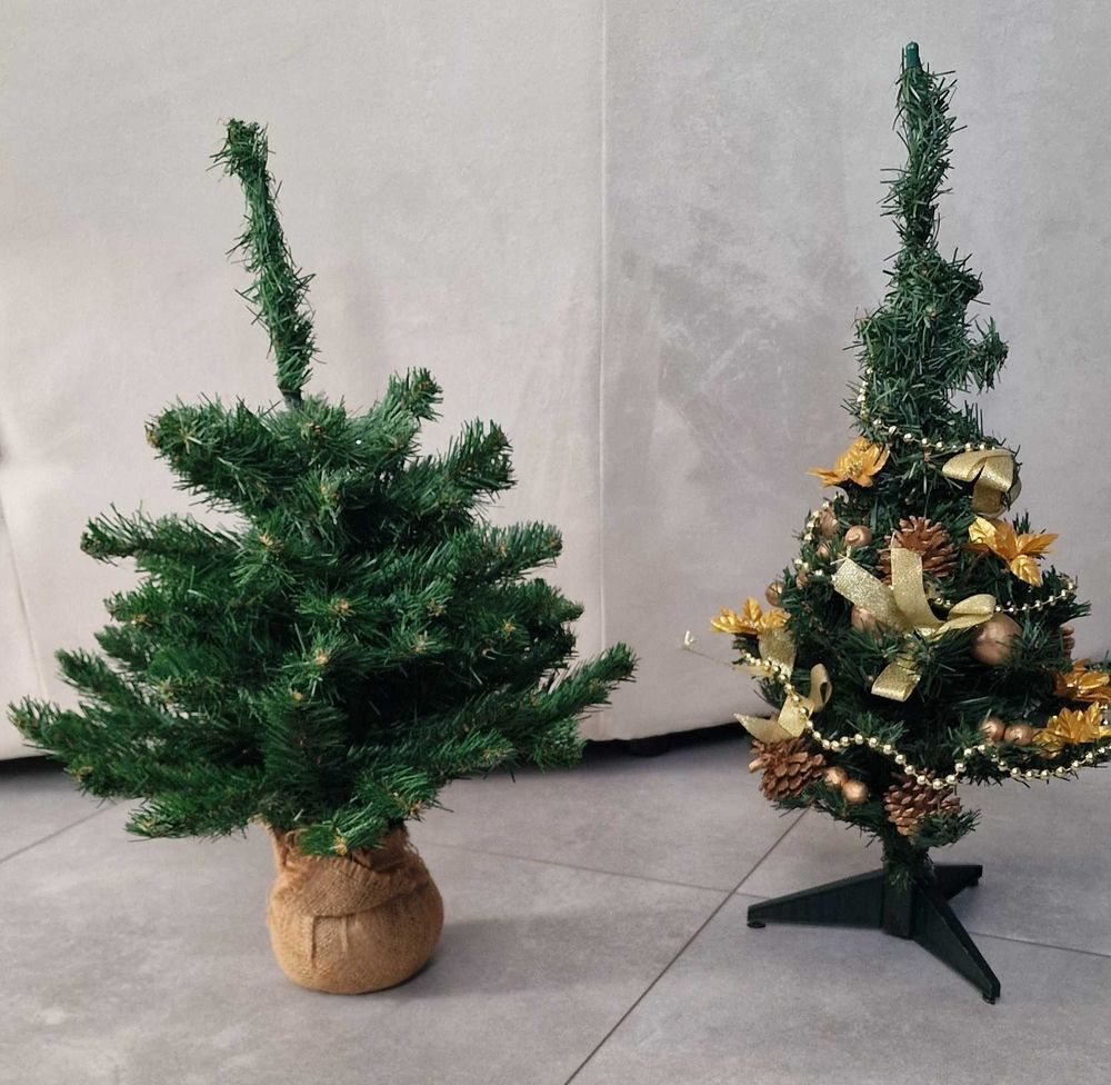 Sapins de No&euml;l synth&eacute;tiques D�coration