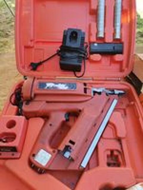   Outillage couvreur  