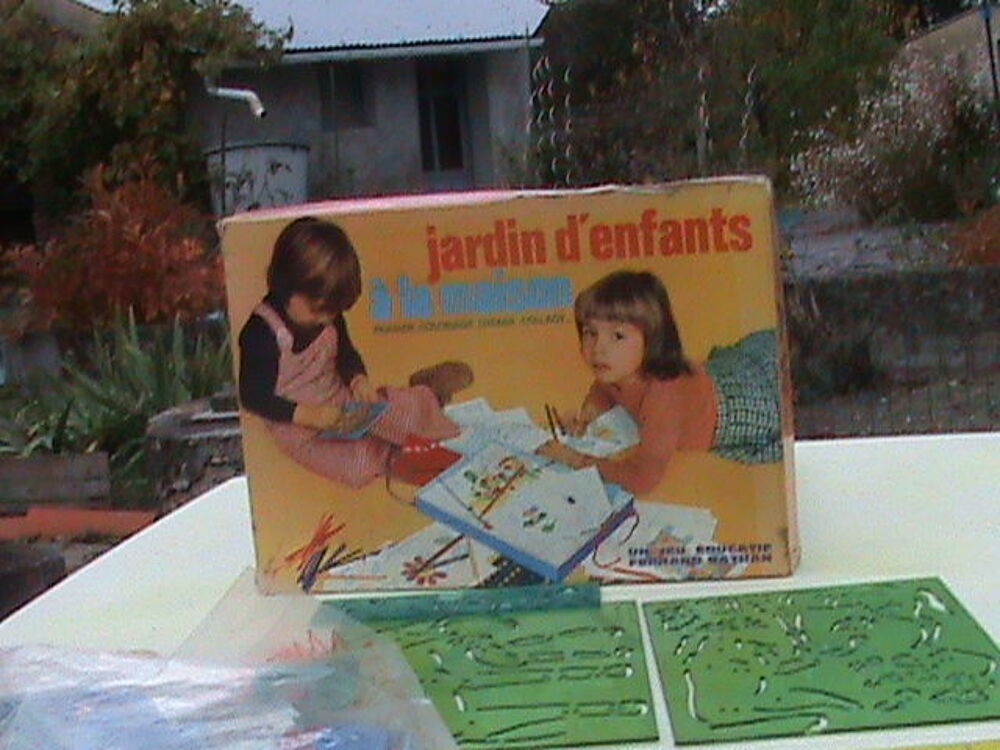 JARDIN D'ENFANTS A LA MAISON Jeux / jouets