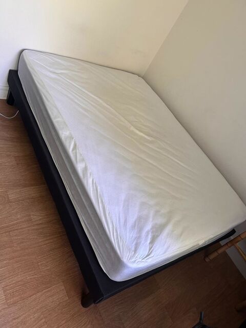 Cause d�part - Lit matelas et sommier 300 Asni�res-sur-Seine (92)