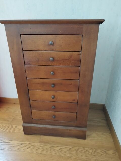 CHIFFONNIER OU SEMAINIER 140 L'Houmeau (17)