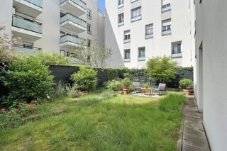 Vente Appartement APPARTEMENT 3 PIECES 66M2 AVEC GRAND JARDIN Saint-denis