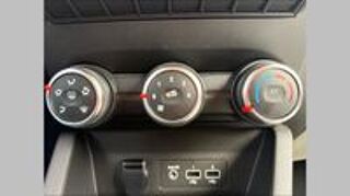 Clio V Clio TCe 90 Evolution 2022 occasion 91200 Athis-Mons