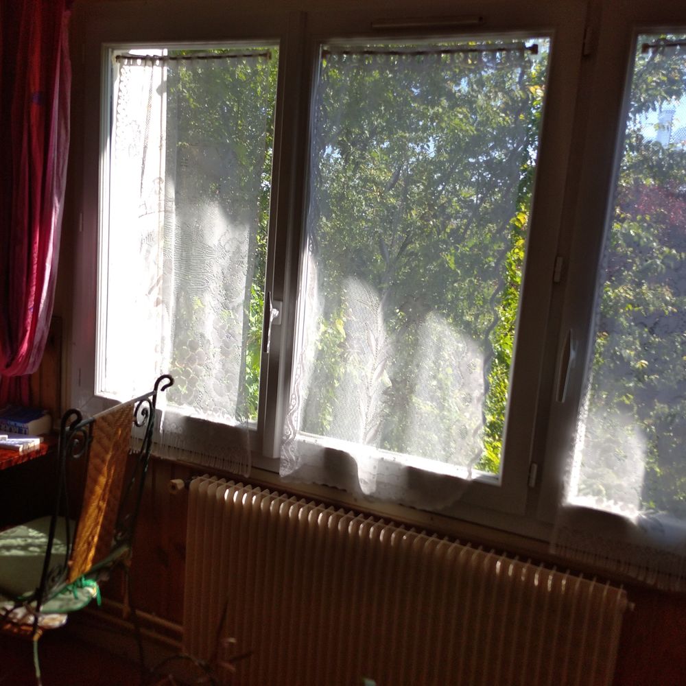 Location Colocation Colocation chambre d'étudiante chez l'habitant. Le kremlin-bicêtre