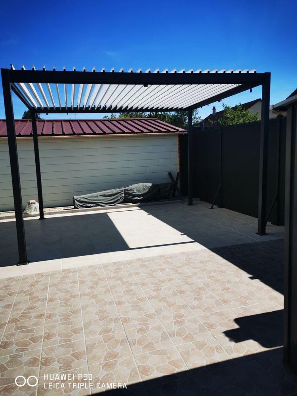 Pergola bioclimatique Jardin