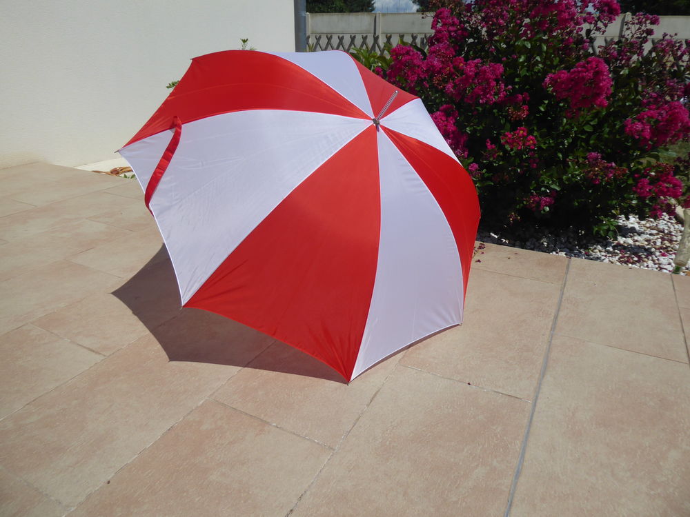 Parapluie ouverture auto---neuf--- Maroquinerie