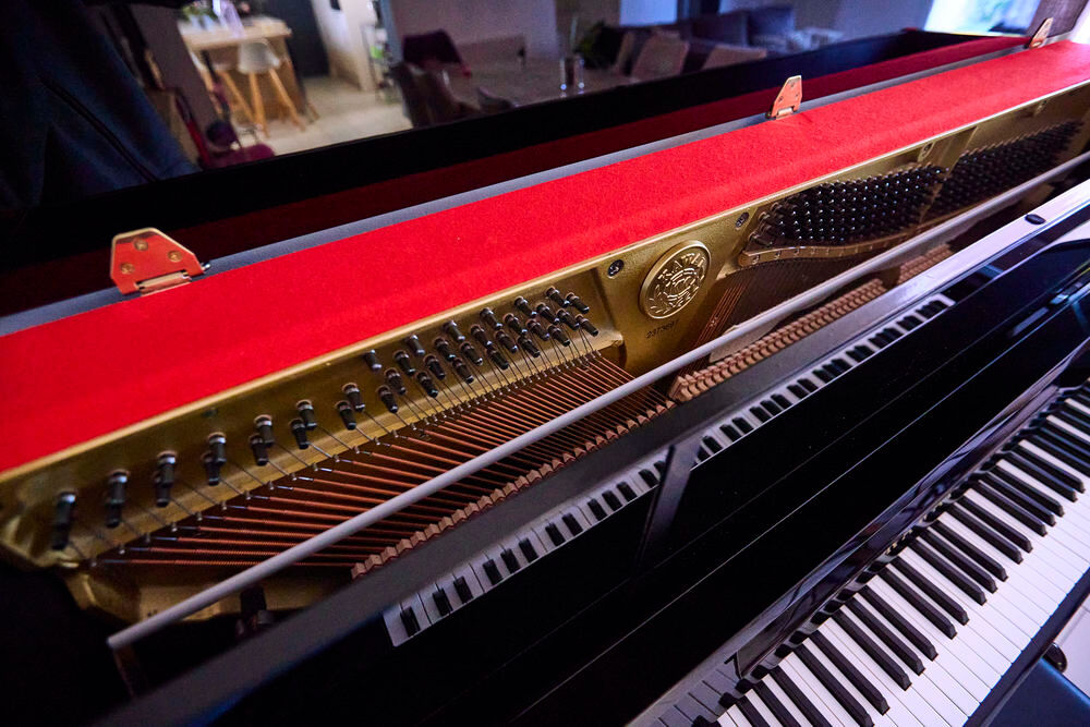 : PIANO DROIT KAWAI KU-10 NOIR LAQU&Eacute; Instruments de musique