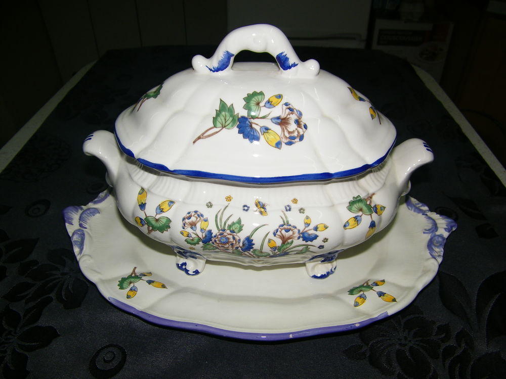 SOUPI&Egrave;RE DE COLLECTION Décoration