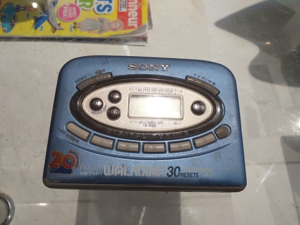 WALKMAN CASSETTE VINTAGE Philips aq6411 EUR 40,00