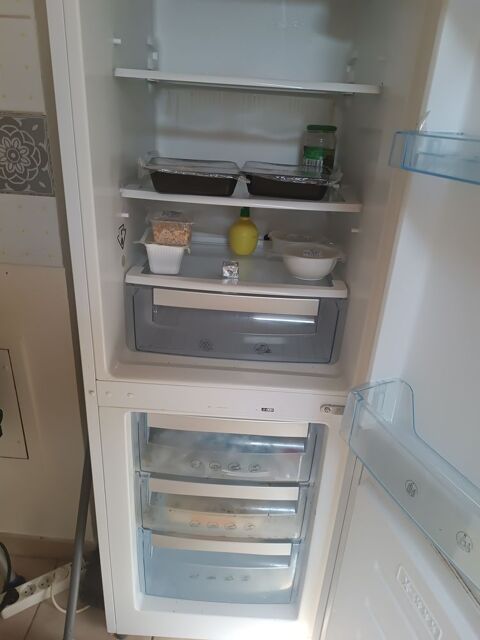 Frigo cong�lateur 110 Nemours (77)