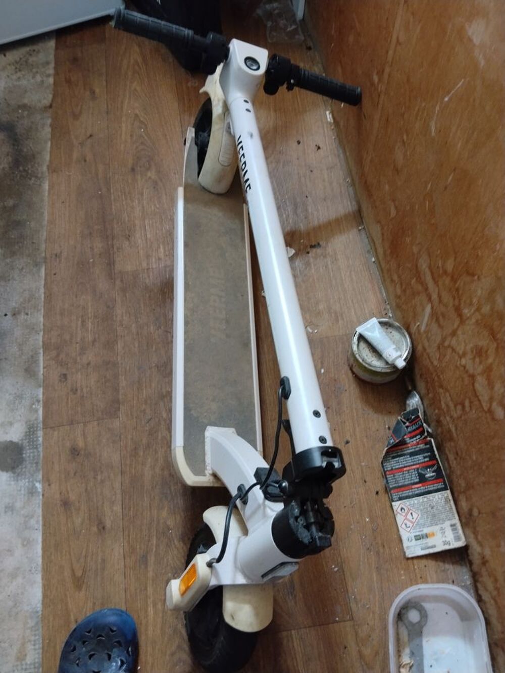 trottinette &eacute;lectrique Vélos