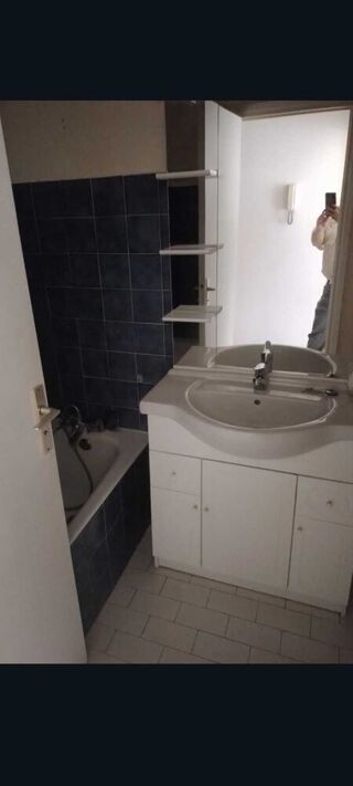  Appartement à louer 1 pièce 35 m² Villeurbanne