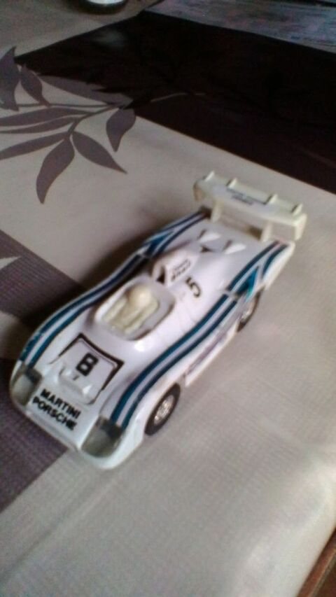 Voiture miniature Porsche du mans 10 Avermes (03)