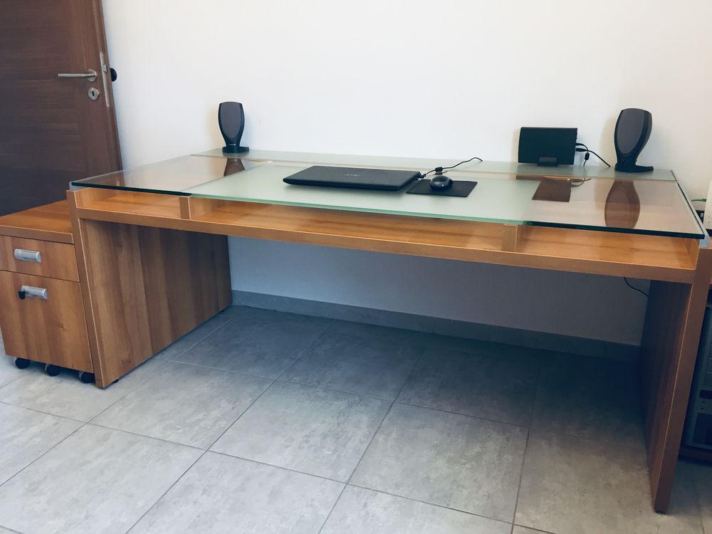 Tr&egrave;s beau bureau de direction avec Armoire - Gautier Office Meubles